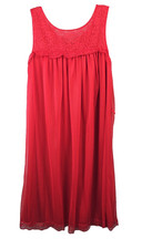 Vassarette Hollywood by Munsingwear Sleeveless Nightgown Red with Liner Small