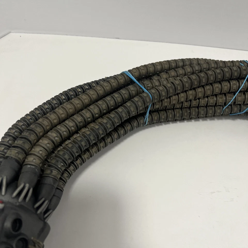 Figura de acción Mcfarlane Toys The Matrix Deluxe Sentinel LEER incompleta Foto 3 de 4