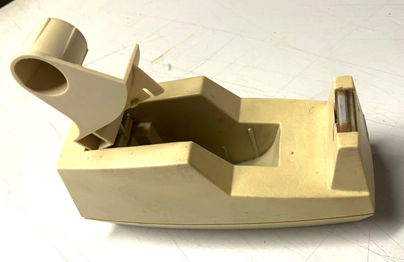 VINTAGE 3M TAPE DISPENSER MODEL  C-40  / PRE=OWNED
