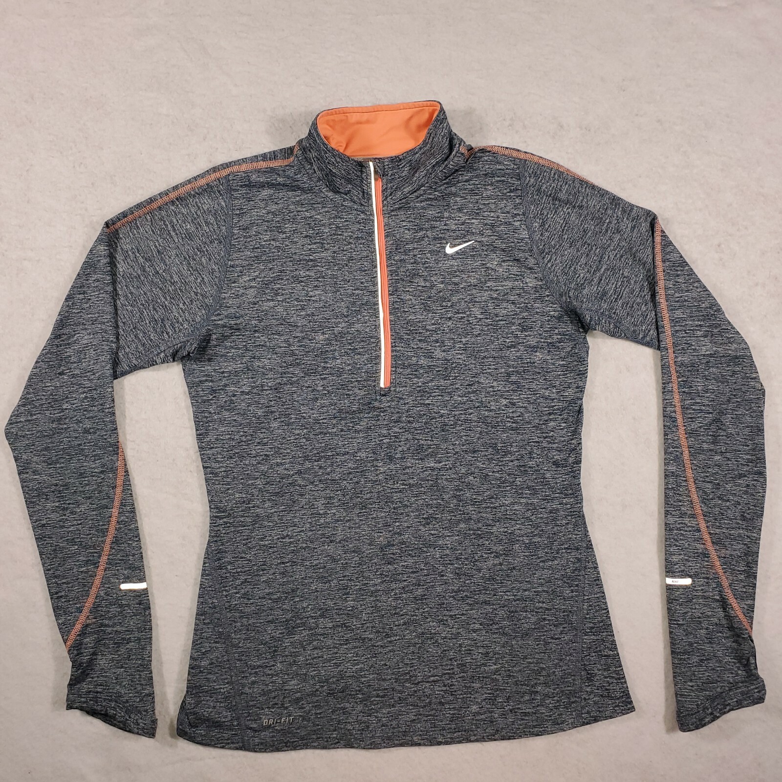nike long sleeve with thumb holes