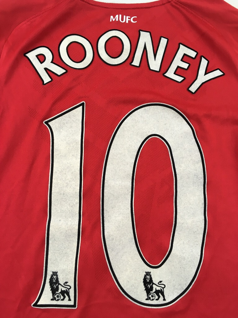 Manchester United 2010 2011 Nike 10 Rooney long sleeve shirt