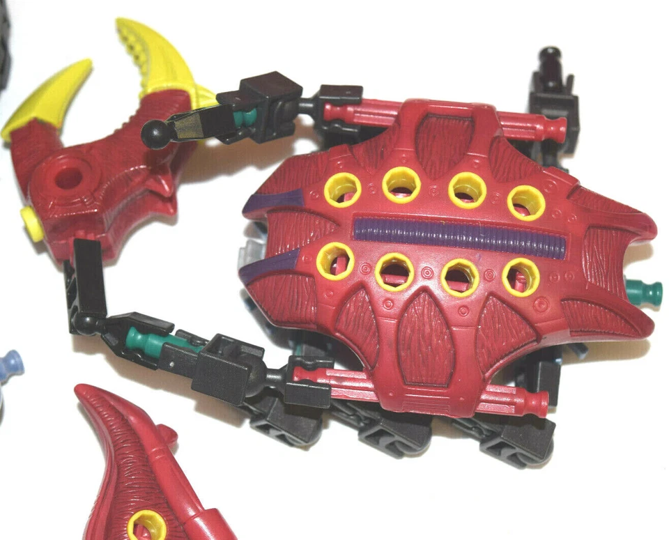 Lot of K'NEX Building Sets with Carrying Case - Image 3 of 4