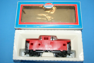 Model Power HO Scale Model RR Railroad Train Car Safety Red Caboose Boxed