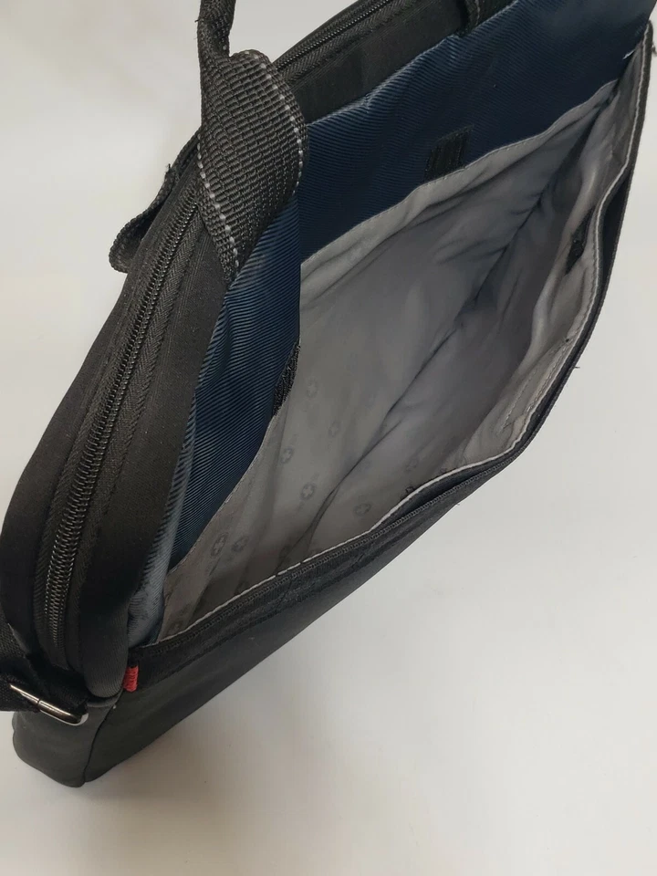 Swiss Gear Over The Shoulder Messenger Laptop Tote Padded Bag 16x12x2 in  - Image 4 of 4