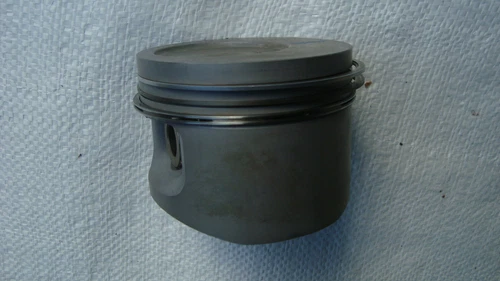 Mercedes Benz piston set M103 (2.6 litre) 260 engines A 103 030 47 18