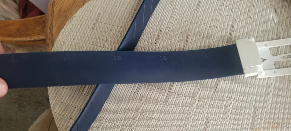 Cinturón ajustable de goma Under Armour azul para hombre Foto 4 de 4