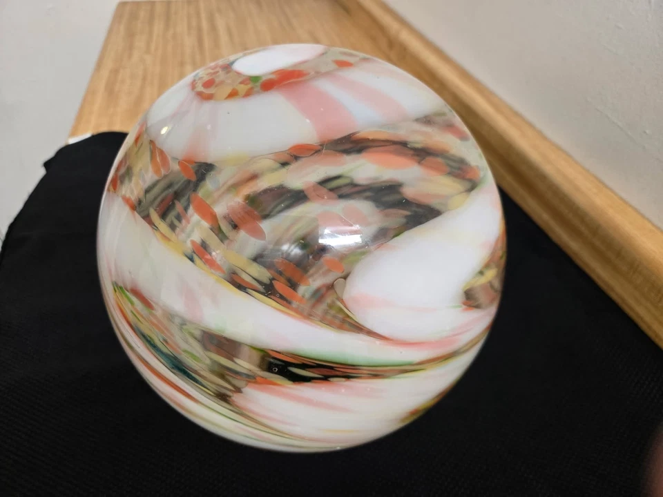 Antigo grande arandela globo de vidro arte feita à mão: efeito de cores redemoinhadas, etc... - Imagem 2 de 4