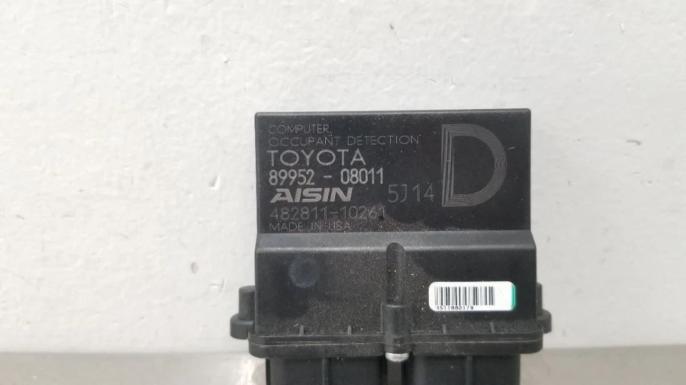 MÓDULO DE CONTROL SRS 16 TOYOTA TUNDRA DOBLE CABINA 8995208011 Foto 3 de 4