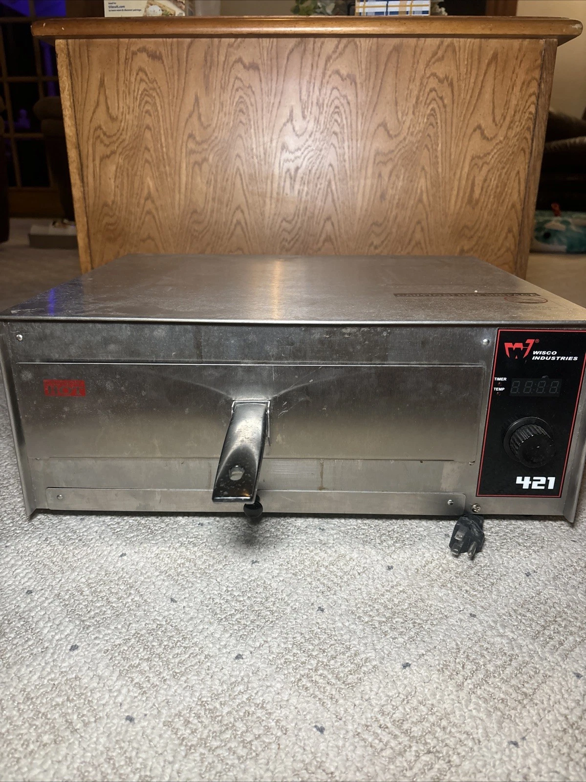 WISCO Industries, INC. 421 Pizza Oven, LED Display