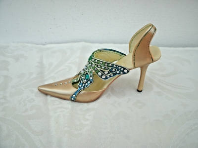 Just The Right Shoe by Raine **WIND SPRITE** #90217-- 2003--Box