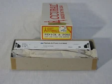 NIOB Accurail HO Scale 3 Bay Covered Hopper, Penick & Ford 51478