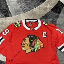 Jonathan Toews Cards, Rookie Cards Checklist, Autographed Memorabilia Guide 12