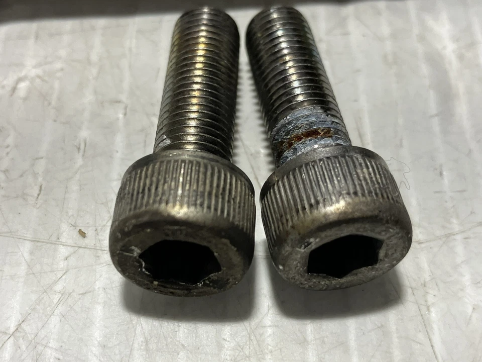 1997 Yamaha Royal Star 1300 Floor Board, Front Left Peg Assembily  (Oem) - Image 3 of 4