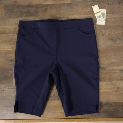 NWT Alfred Dunner Women s 14P Allure Navy Above Knee Modern Fit Casual Shorts