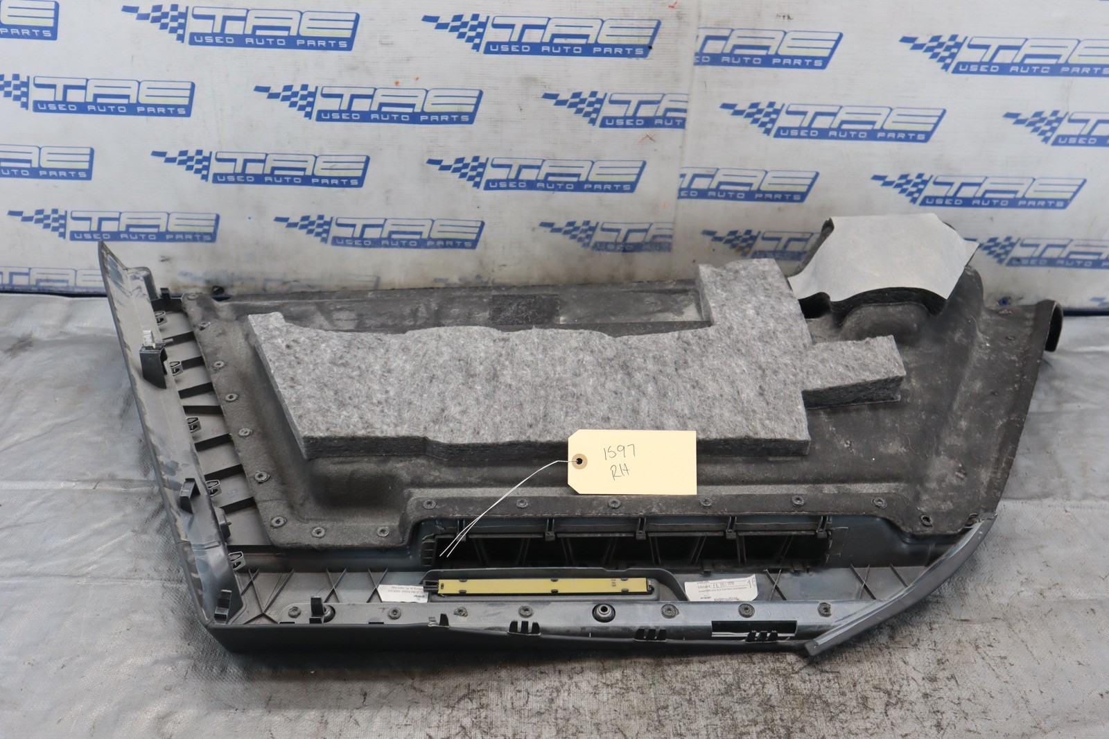 2019 LAMBORGHINI URUS INTERIOR RH PASSENGER REAR TRUNK COMPARTMENT QUARTER TRIM