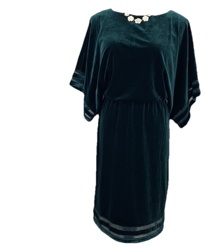 green emerald velvet dress Beaded Black Lace Evening Dress Long Sleeve Mother of the Bride Dresse   Viniodress