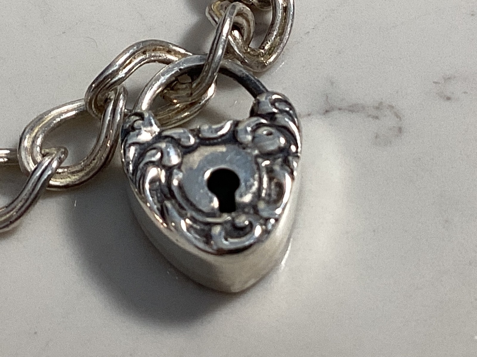 AUTHENTIC SIGNED STERLING SILVER REPOUSE HEART CH… - image 8