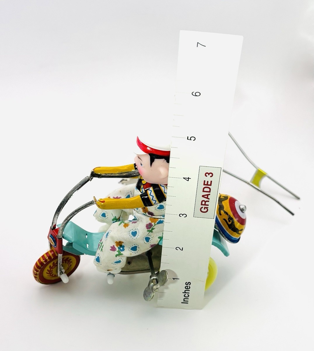 WIND UP L TRICYCLE 　男の子と女の子のペアセット 1990s Vintage TRICYCLE WITH BELL Wind Up Tin Toy In Original