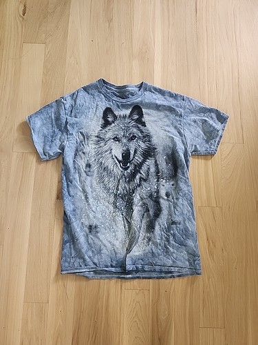 The Mountain Snow Plow Classic Tshirt Wolf 2013 Collin Bogle Size Medium Euc