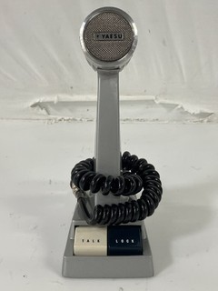 Vintage YAESU YD 844A Uni Directional Dynamic Microphone Ham Radio Desk Top