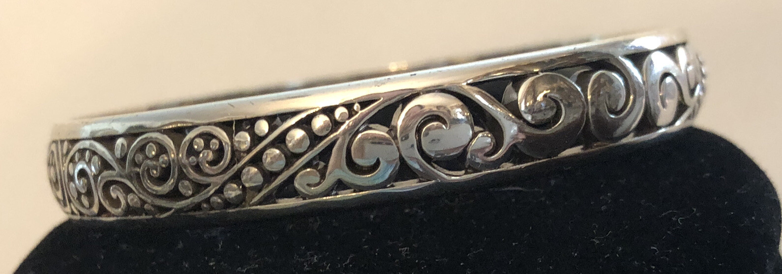 Brighton Filigree Scrollwork Bangle Bracelet Slip… - image 2