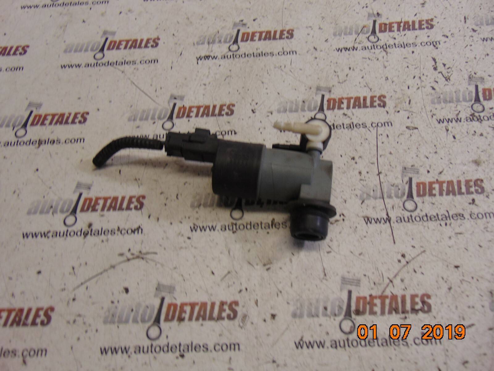 Nissan Qashqai +2 Windscreen Washer Pump 28920 BU010 used 2010 eBay