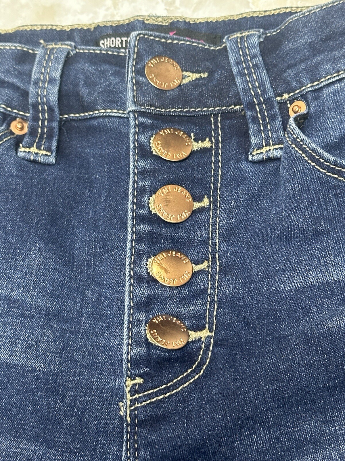 Picture 3 of 12