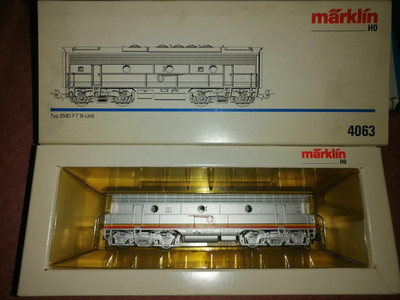 Marklin ho Santa Fe 4060+4063+3060