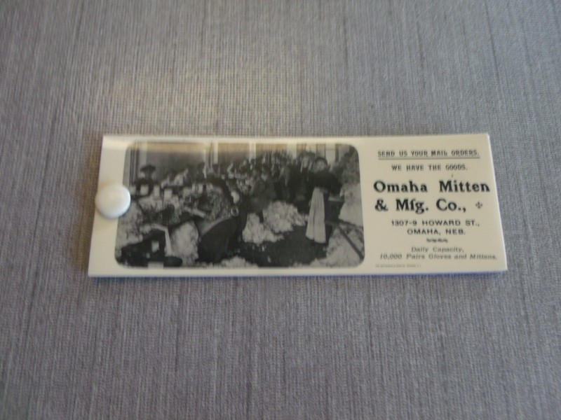 VINTAGE  OMAHA MITTEN & MFG. CO.  ADVERTISING  BLOTTER