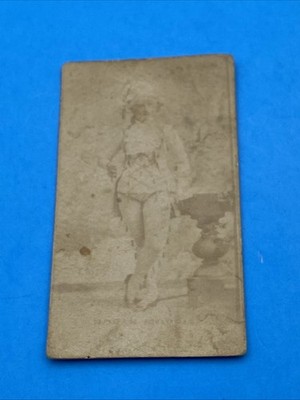 c.1868 75 CDV Female Breeches Role Stage Portrait, likely Rob Roy MacGregor