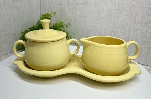 Fiesta Homer Laughlin Fiestaware P86 Sugar Creamer and Tray Light Yellow Set EUC