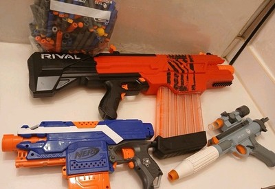 Lot Nerf Rival Blaster MXVI-4000, Star Wars Rebel, Bluster DH-17 Assorted Ammo.