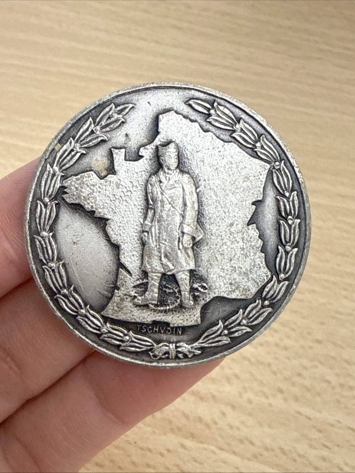 Médaille Hommage Des Anciens Combattants Prisonniers De Guerre 1945-1965 Bronze