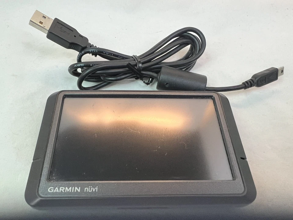 Garmin Nuvi 265 GPS Navigation System W/Charging Cord&Weighted Dashboard Mat - Image 2 of 4