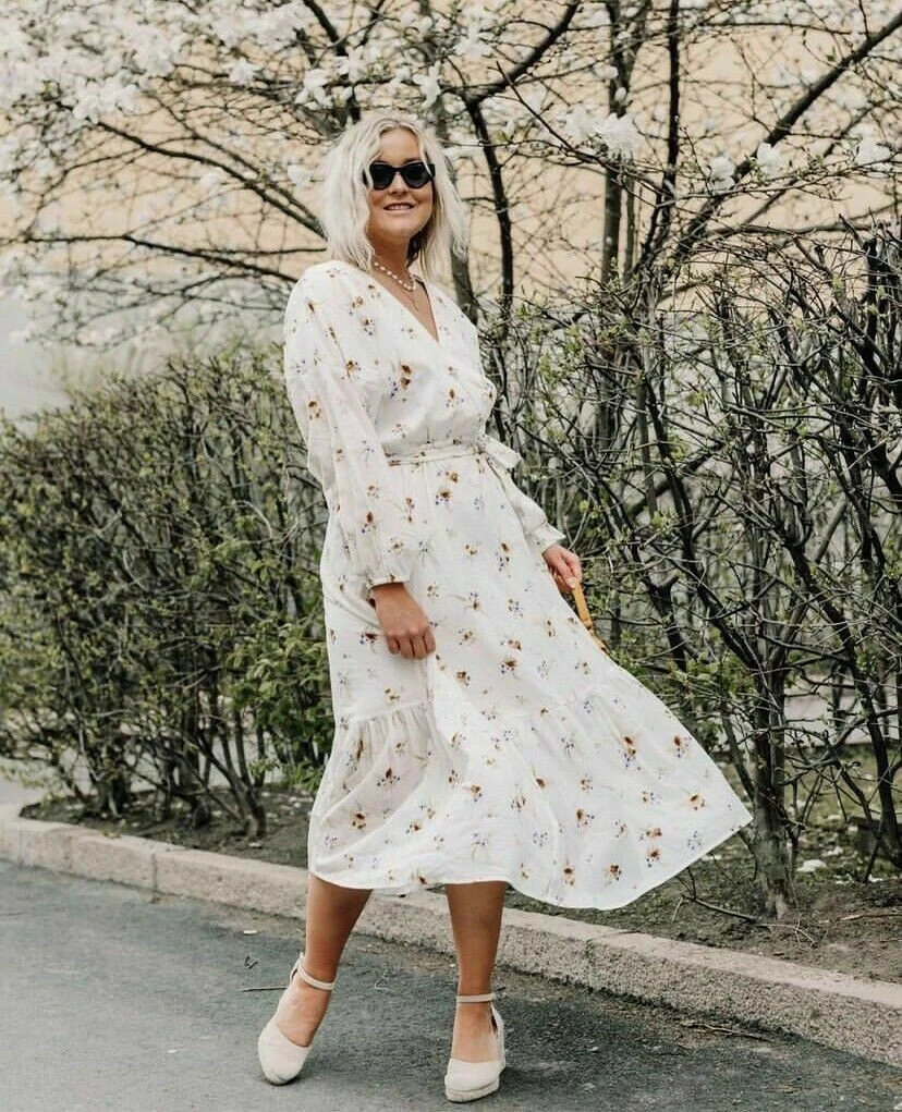 white floral dress