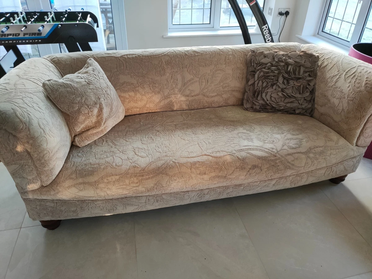 Lee Longlands Sofas Furniture Baci Living Room