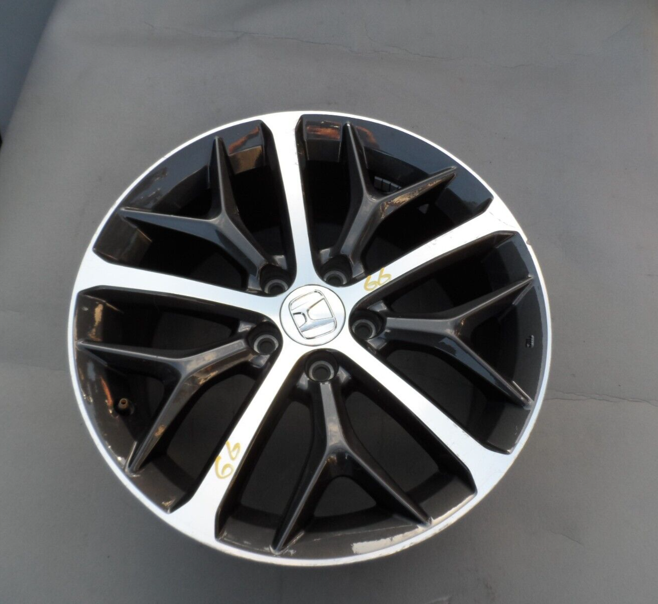 Honda CIVIC OEM Wheel 18” 20202021 Machined Black Original Rim Factory