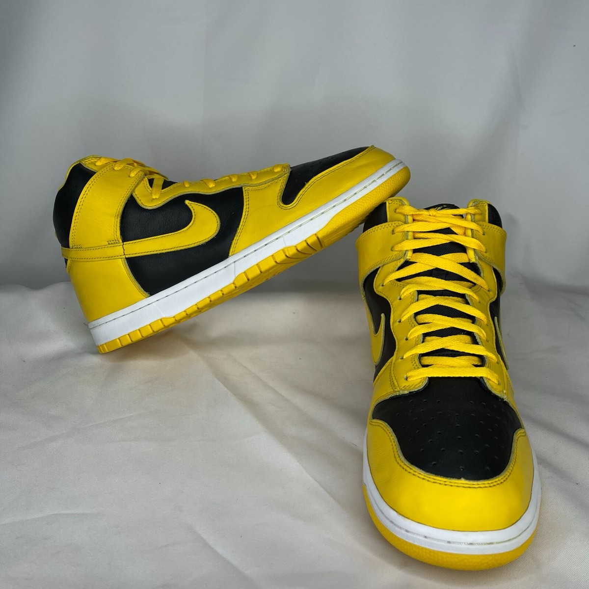 Nike Dunk High Black Varsity Maize Men's Size 13 US (CZ8149 Nike Dunk High Black Varsity Maize Men's Size 13 US (CZ8149