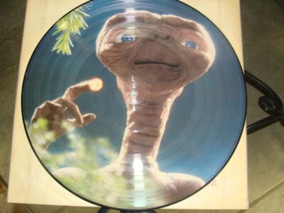 VINYL RECORD LP E.T. THE EXTRA-TERRESTRIAL SOUNDTRACK + ET PICTURE