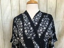 Lightweight Kimono with Floral Design Tassel Fringe