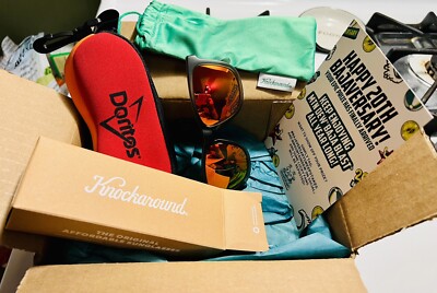 NEW never worn Doritos Mountain Dew Baja Blast Knockaround Wayfarer Sunglasses