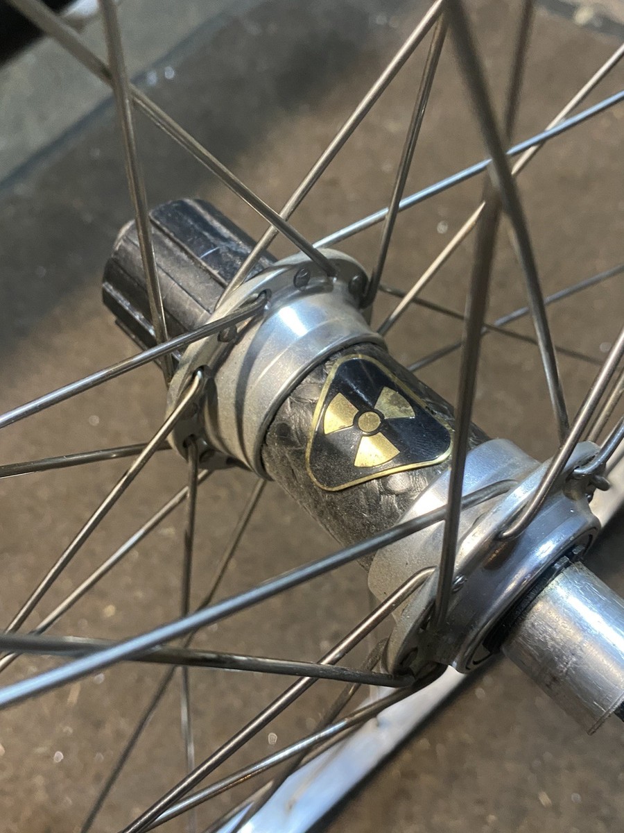 Nuke Proof Hub Bontrager Rim 26” MTB Wheelset Pair Silver Presta