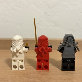 LEGO Ninjago Golden Weapons Kai njo0007, Zane njo0001, and Kendo Cole njo0041.