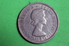 ESTATE FIND 1966 - England Two Shillings Coin Queen Elizabeth II! #N00284