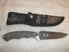 Swamp Camouflage Skinner 7 Inch Hunting Knife With Camo Nylon Sheath