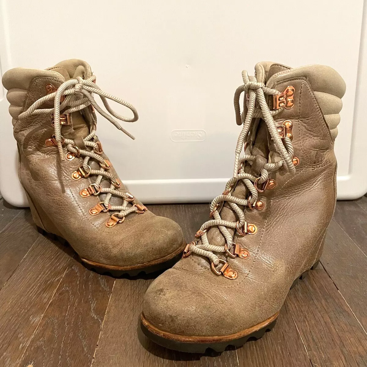 Sorel holiday clearance boot