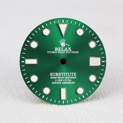 Relax Dial , Green sunburst BGW9 LUME NH34 Movement