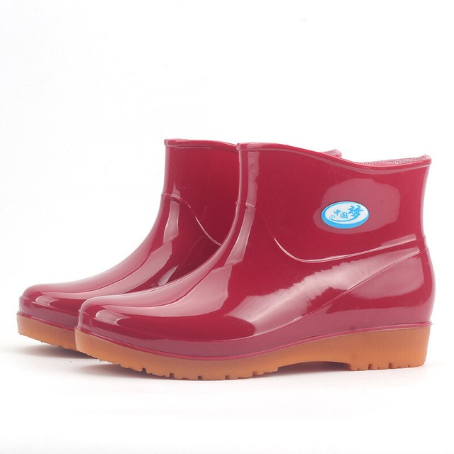 short ankle rain boots