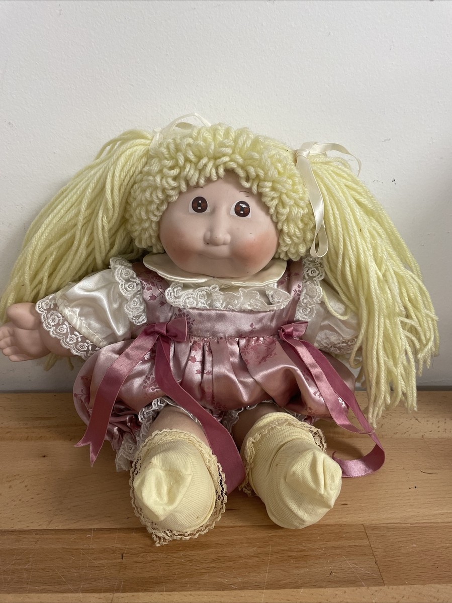 Xavier Robets Porcelain Cabbage Patch Doll Shaders China 1985