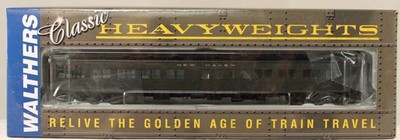 Walthers 932-10467 HO N H Pullman Heavyweight Solarium-Obs Passenger Car NIB RTR